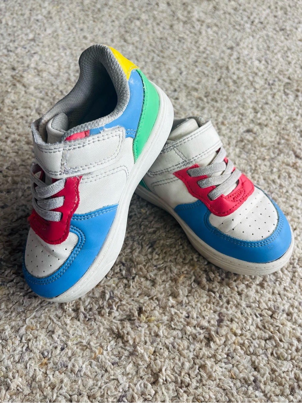 Cat & Jack Toddler Court Sneakers - Size 8